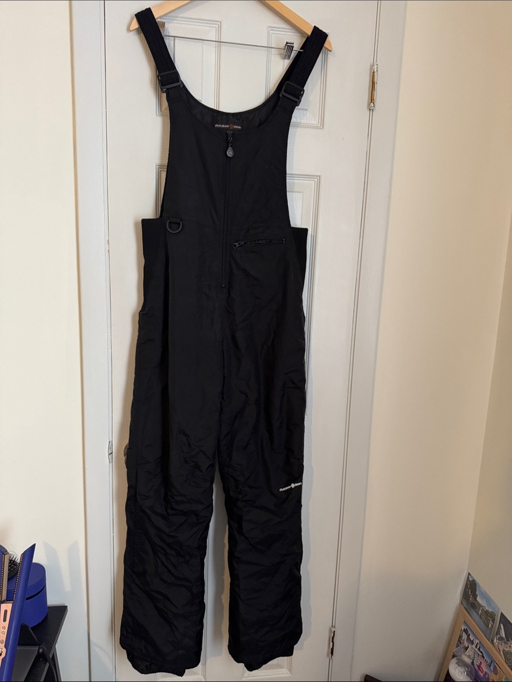 Women's Black Snow Bibs Jumpsuit - Cozy Winter Overalls